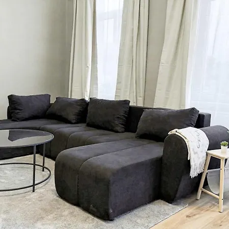 Im Denkmal Zentral In Mit Hohen Decken Krefeld