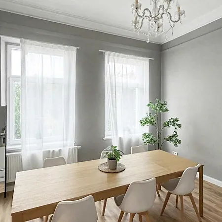 Im Denkmal Zentral In Mit Hohen Decken Apartment *