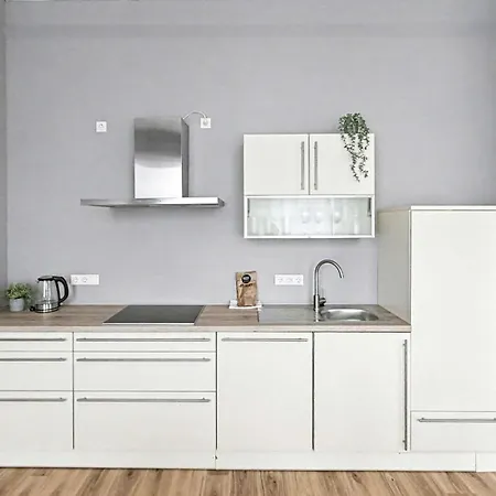 Im Denkmal Zentral In Mit Hohen Decken *