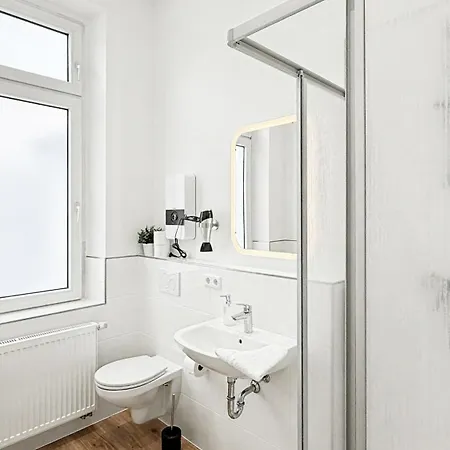 Im Denkmal Zentral In Mit Hohen Decken * Krefeld