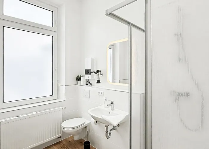 Im Denkmal Zentral In Mit Hohen Decken * 克雷费尔德